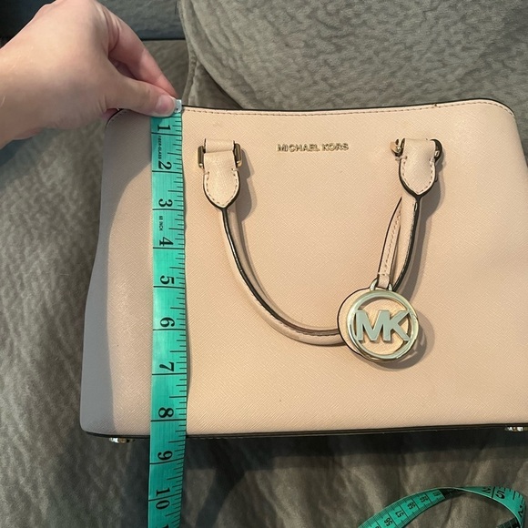 Michael Kors purse - Picture 7 of 10